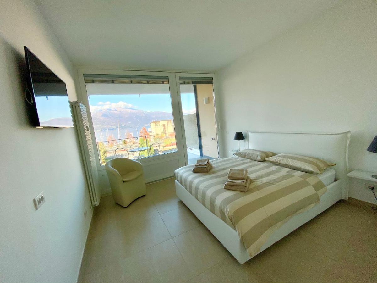 Appartamento Palazzo Di Vetro Luino Extérieur photo